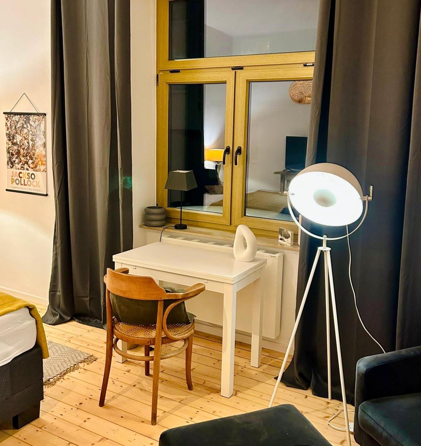 Feelslikehome - Stylische Und Zentrale Altbauwohnung Mit Terrasse&Garten Bochum Ngoại thất bức ảnh